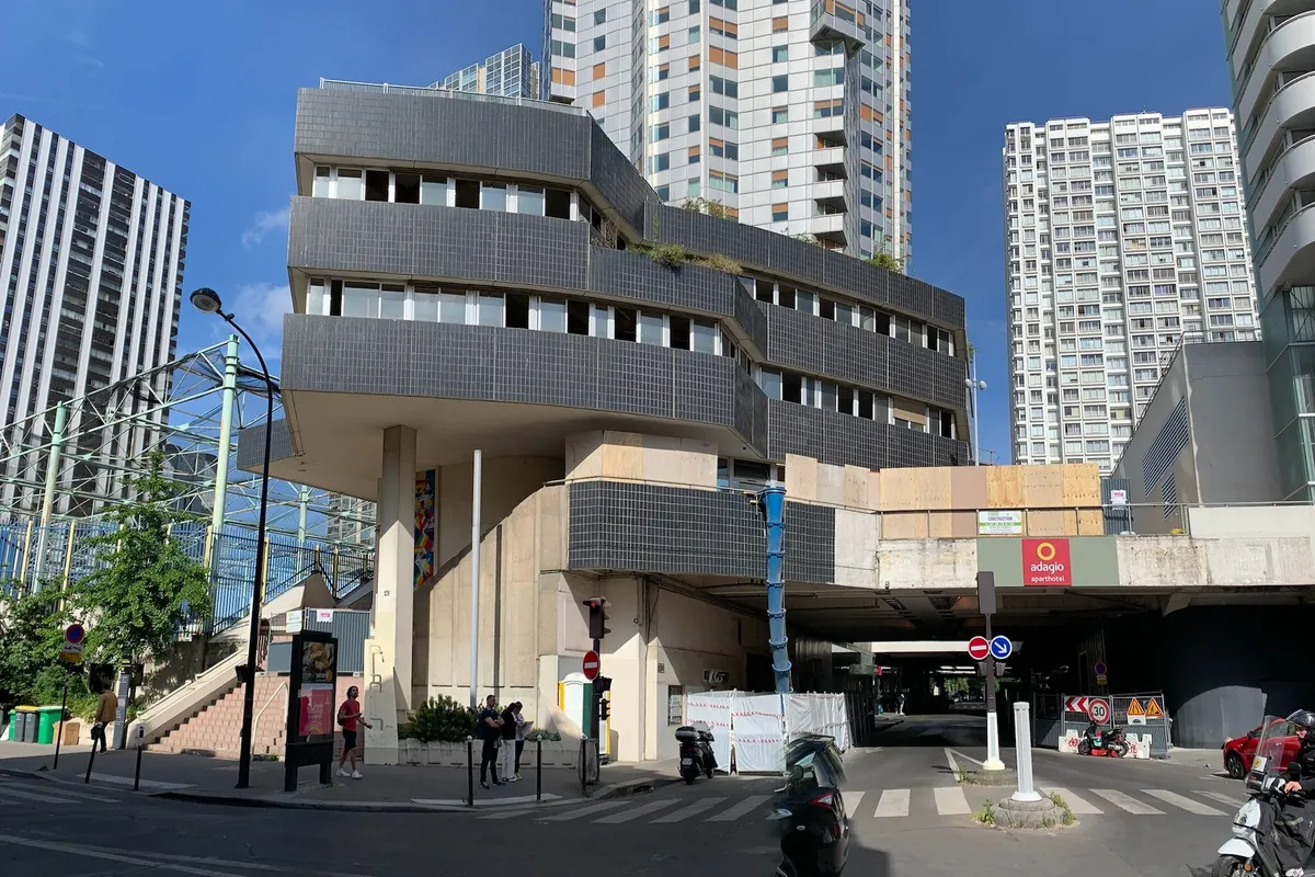 Le Seine – view 2